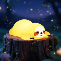 إضاءة ليلية عصرية بتصميم كسلان تضيف لمسة جمالية للغرفة - Rawiq Modern Sloth Night Lamp Aesthetic Decor
